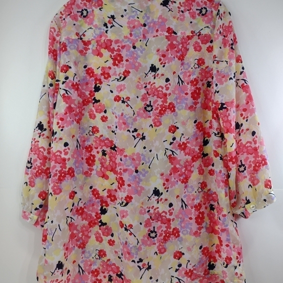 Charter Club women's pink floral blouse size (M) - Picture 7 of 10